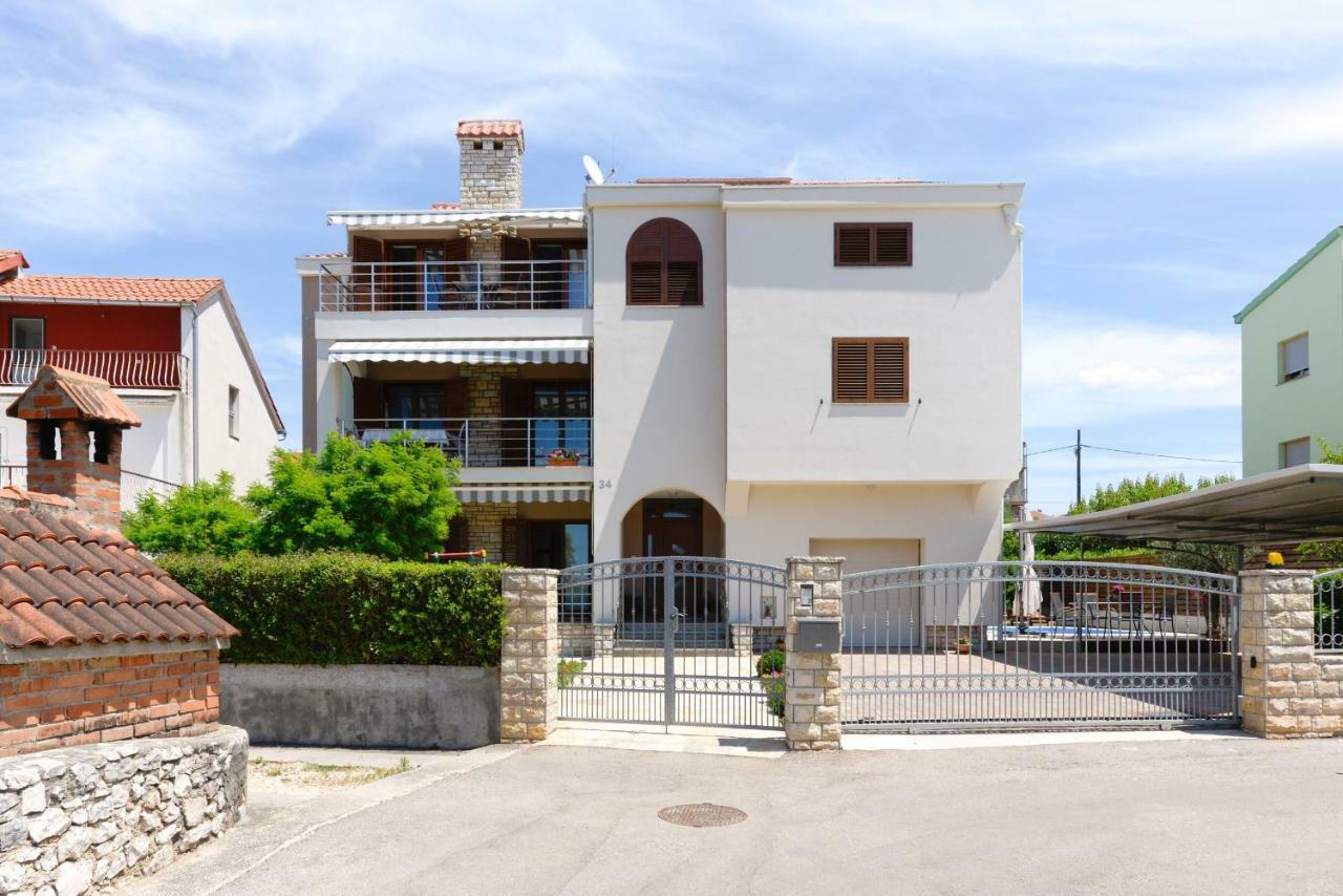 Apartmani Bosa Задар Экстерьер фото