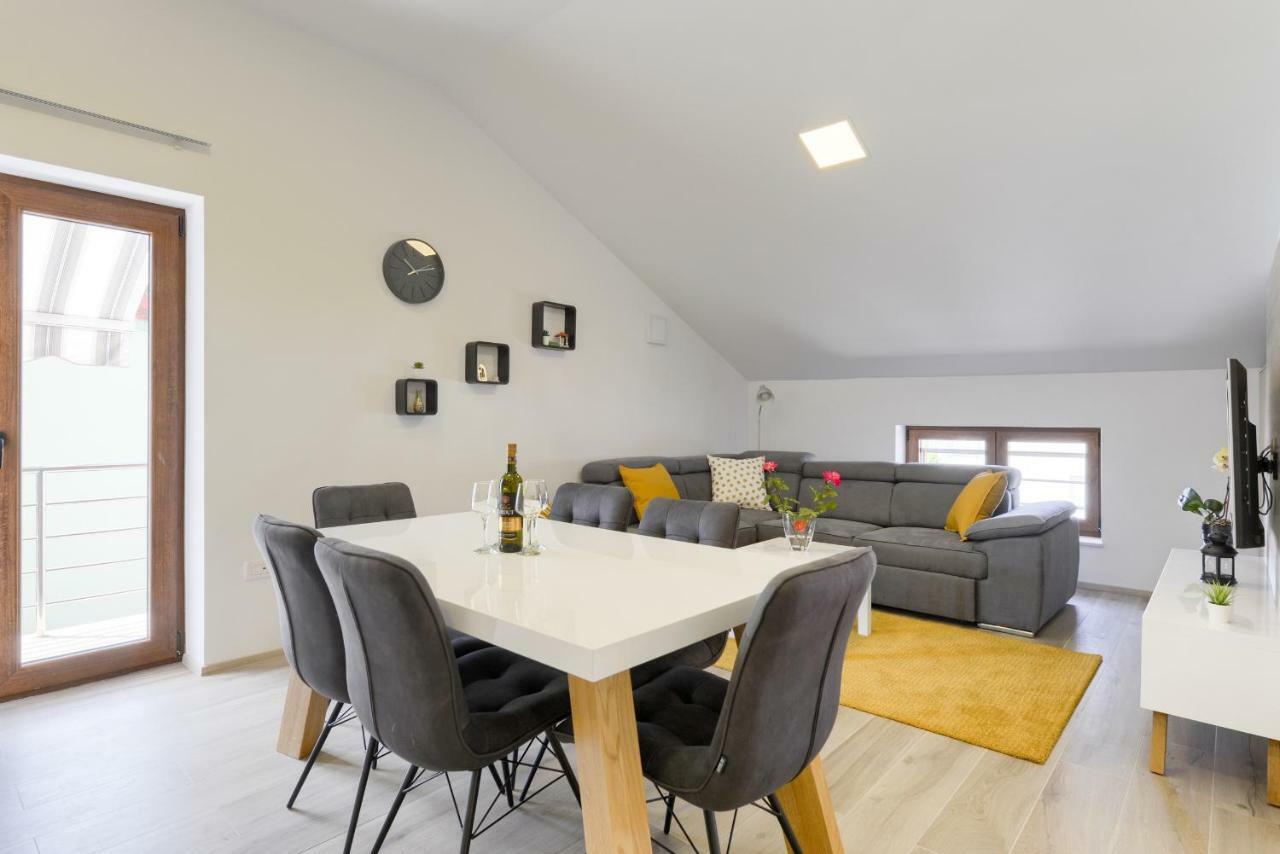 Apartmani Bosa Задар Экстерьер фото